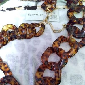 Kenneth Jay Lane Stunning Animal Print Acrylic Chunky Linked Necklace!